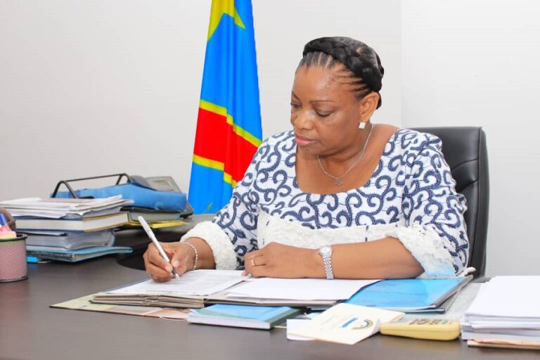 EVE BAZAIBA