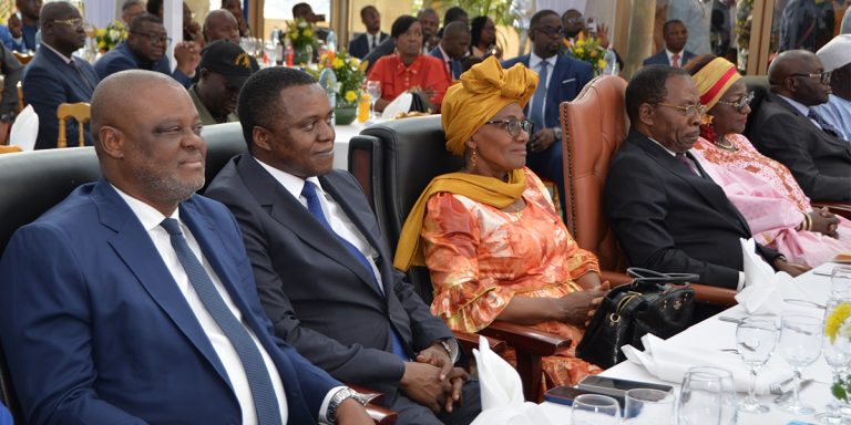 lancement officiel au Palais des Congrès de Yaoundé du 23ᵉ Congrès International et Exposition de l’AAEA en juillet 2025