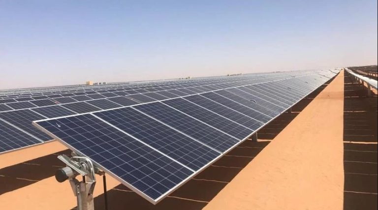 Parc solaire de Benban, Egypte