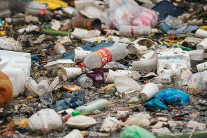 Plastique à usage unique