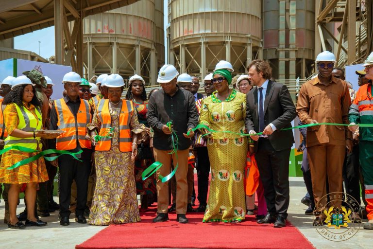 Usine de ciment de Tema au Ghana