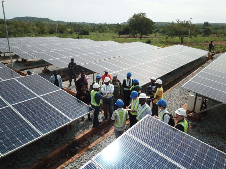 Une centrale solaire au Nigeria
