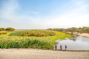 Enfants au bord du Lac Tchad